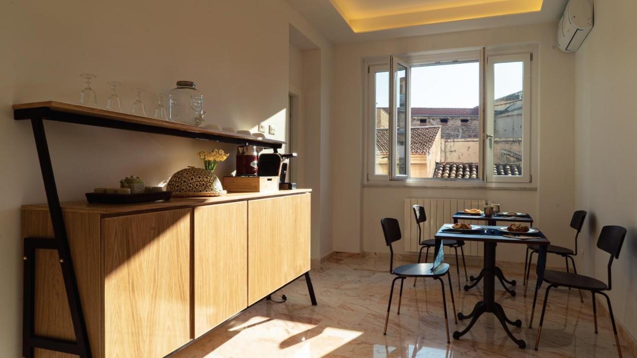 Zefiro Suites ปาแลร์โม ภายนอก รูปภาพ